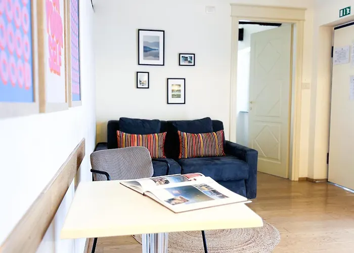 Comecasa Ampio Bilocale In Piazza San Secondo Apartamento