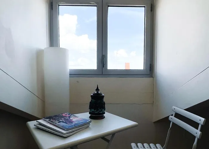 Comecasa Ampio Bilocale In Piazza San Secondo Apartamento *