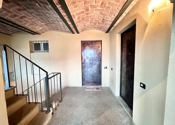 Comecasa Ampio Bilocale In Piazza San Secondo Apartamento *